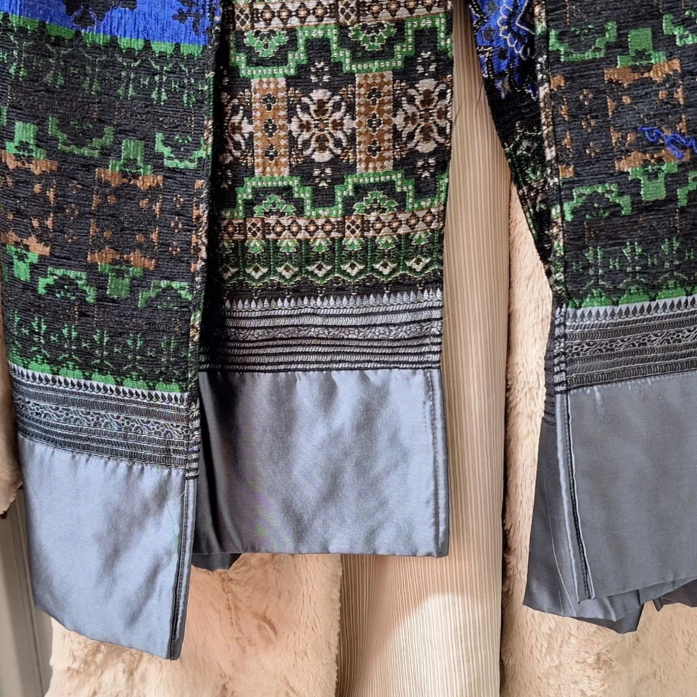 Italian, Dual-Sided Scarf/Wrap